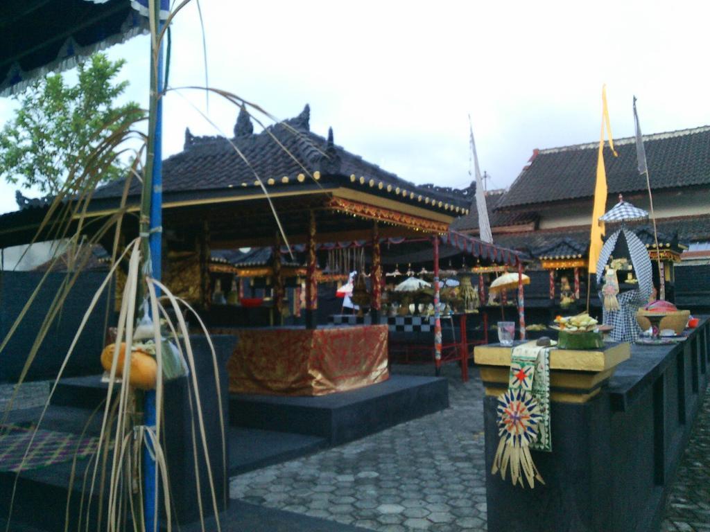 Deka Homestay Mataram Exterior foto