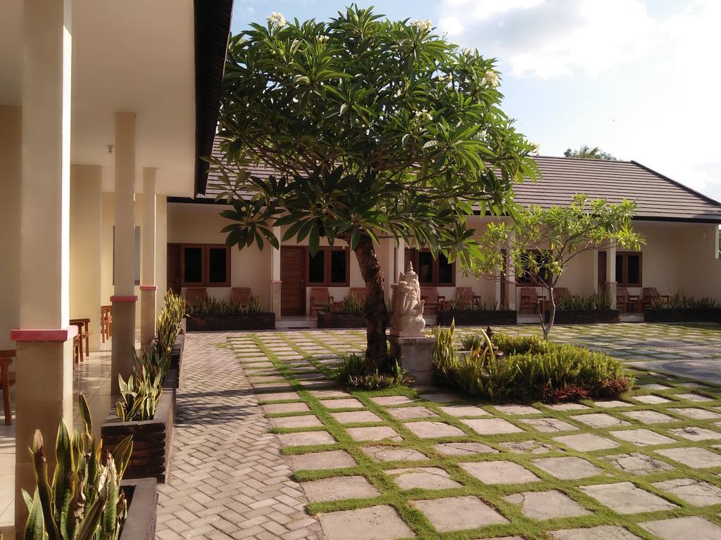 Deka Homestay Mataram Exterior foto